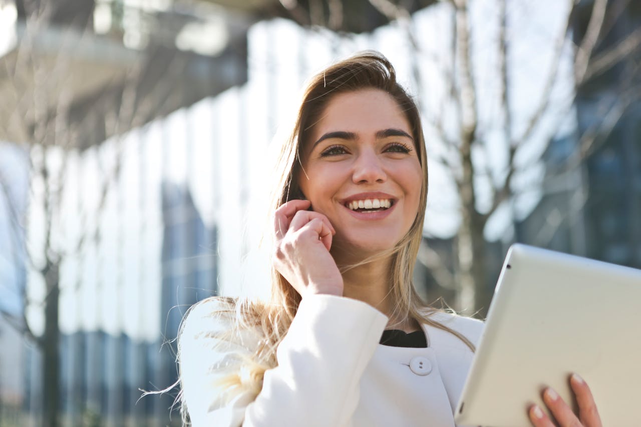 Simple Tech Skills Everyone Should Know to Keep Up with the Modern World